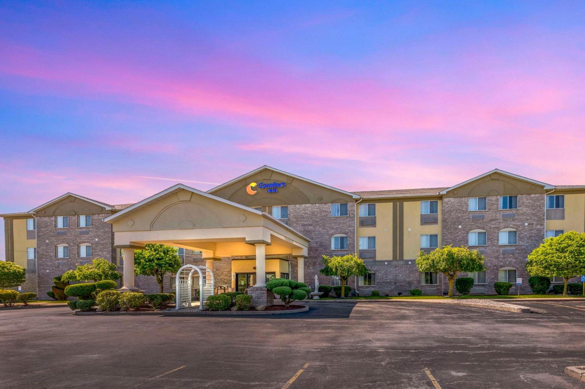 Fremont Comfort Inn מראה חיצוני תמונה